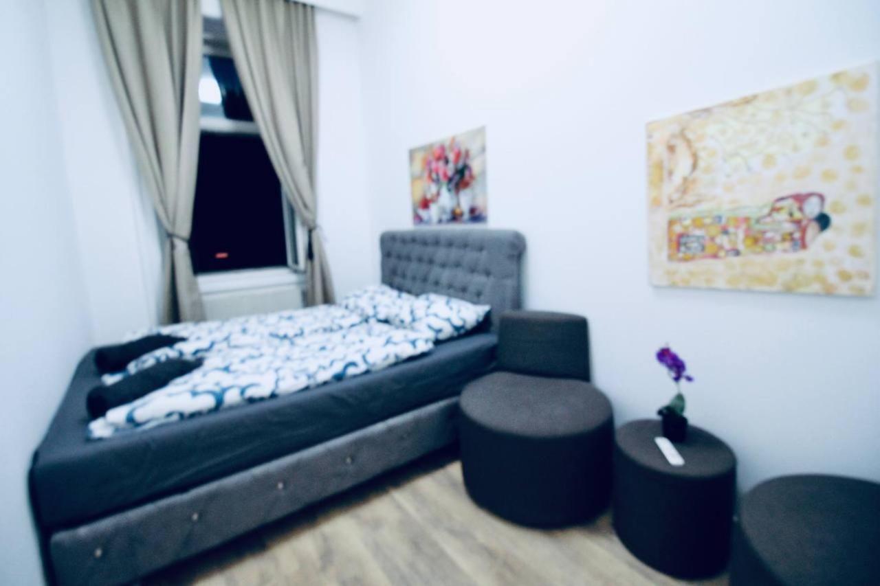 Modern Double Room Js A Вена Экстерьер фото