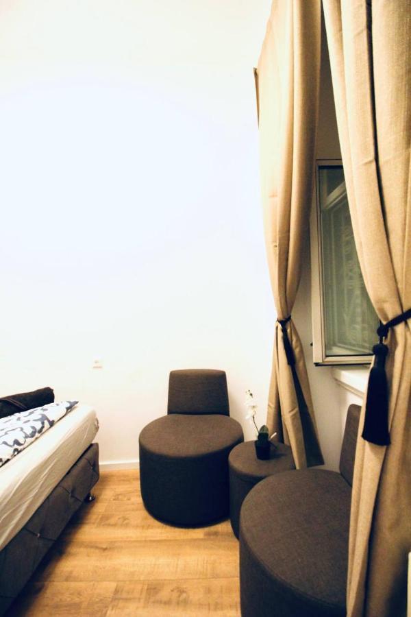 Modern Double Room Js A Вена Экстерьер фото