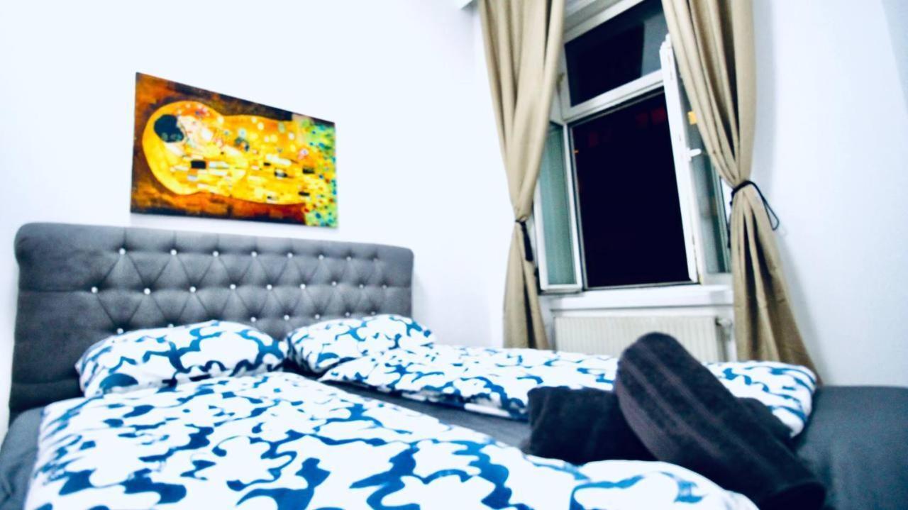 Modern Double Room Js A Вена Экстерьер фото